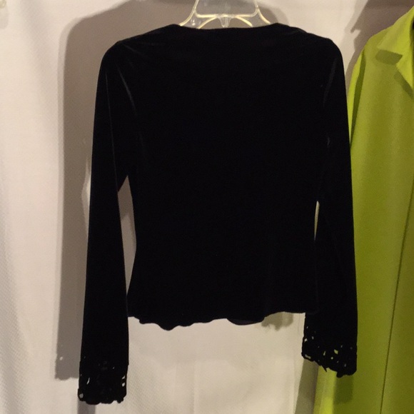 Haley B Black S velvet velour verigated top NWT - Picture 5 of 7